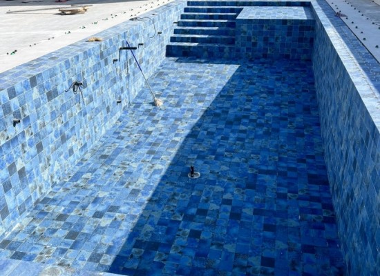 PISCINA en OBRA NUEVA